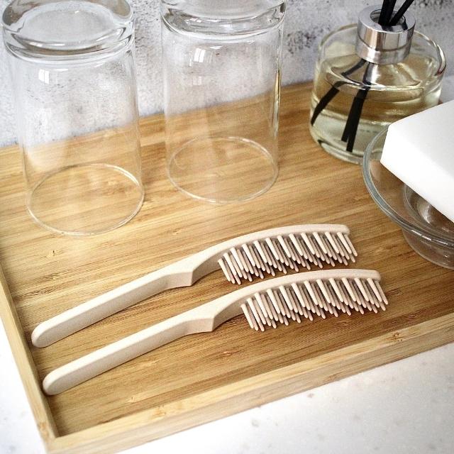 hotel disposable combs bamboo hair comb anti-static smooth styling hairdressing stylist natural plastic-free bpa-free compostable sustainable - CHANYI eco